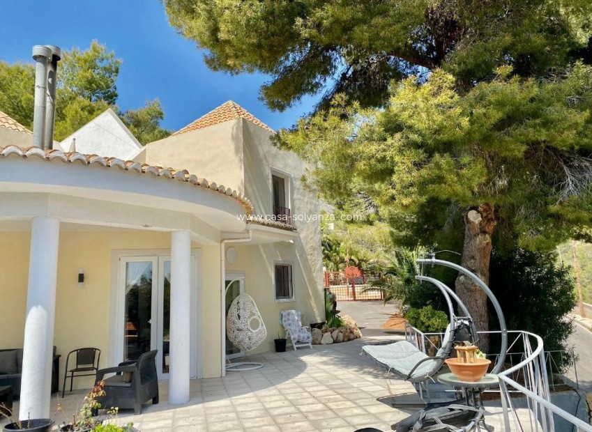 Herverkoop - Independent villa - Altea - Marina Baja