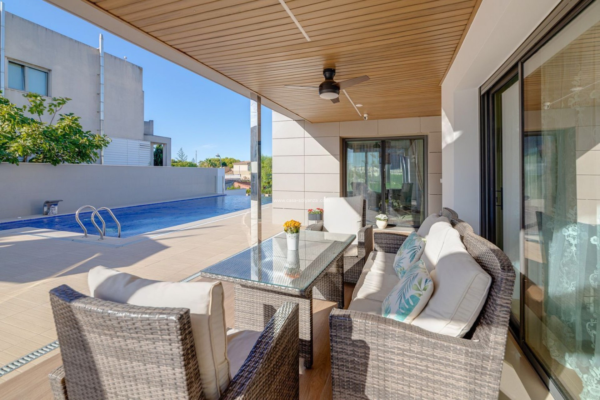 Herverkoop - Independent villa - Torrevieja