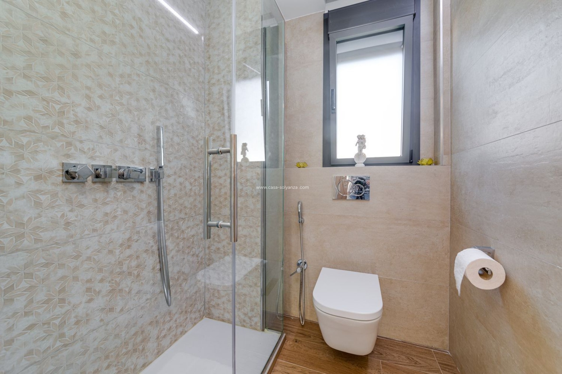 Herverkoop - Independent villa - Torrevieja