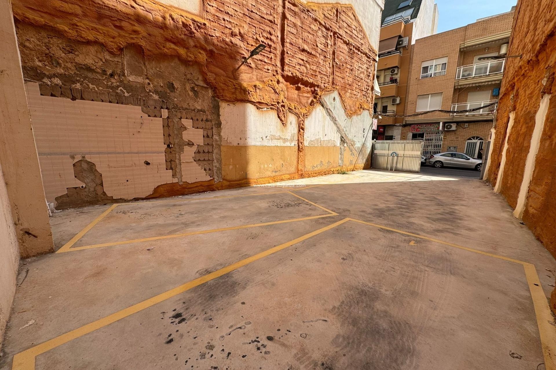 Herverkoop - Land - Torrevieja - Costa Blanca