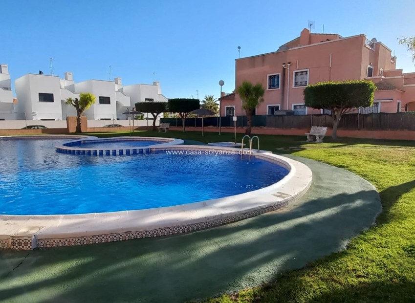 Herverkoop - Quad - Los Montesinos - La Herrada
