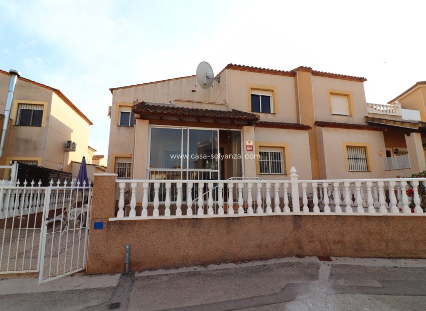 Herverkoop - Quad Villa - Algorfa - Montebello