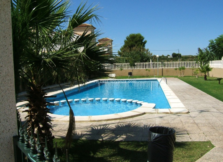 Herverkoop - Quad Villa - Algorfa - Montebello