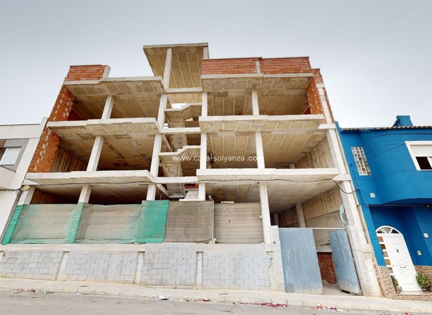 Herverkoop - Reclame - Algorfa - La Finca Golf Resort