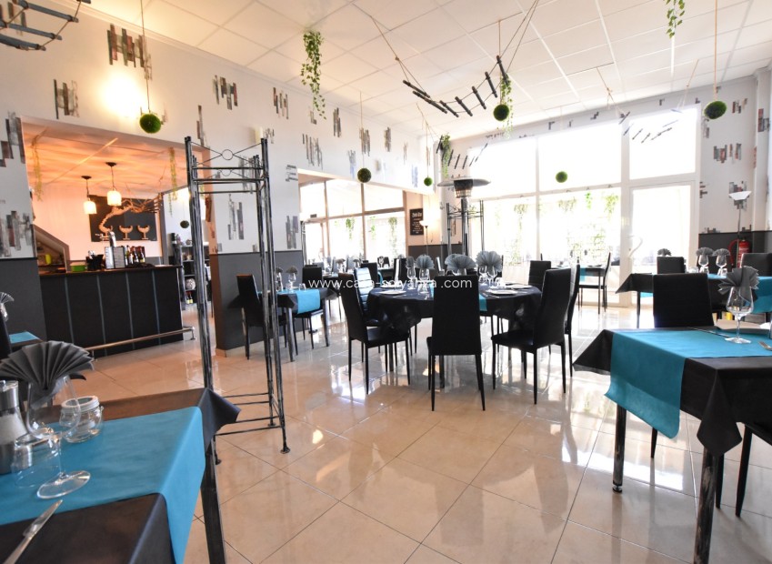 Herverkoop - Reclame - Algorfa - La Finca Golf Resort