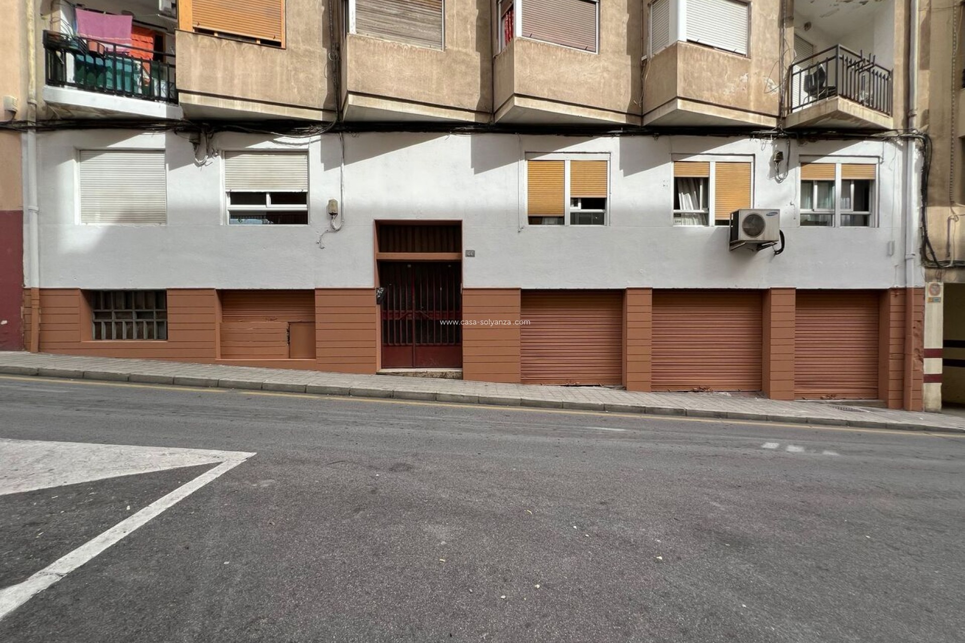 Herverkoop - Reclame - Alicante - Campoamor