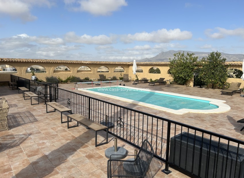 Herverkoop - Reclame - Jumilla - Inland