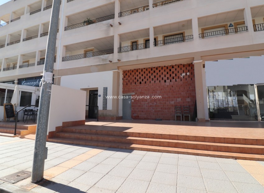Herverkoop - Reclame - Los Montesinos - Laguna Green