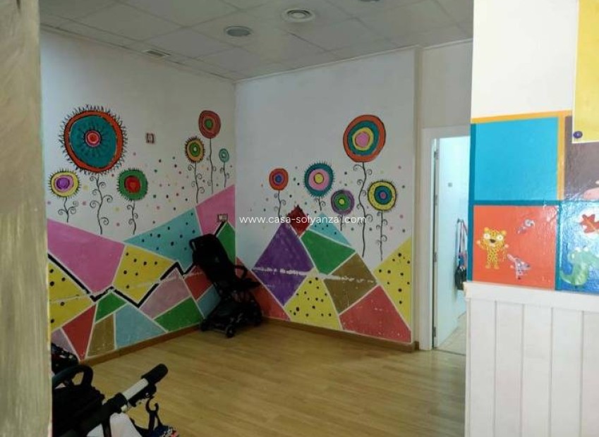 Herverkoop - Reclame - Murcia - Barrio Del Carmen