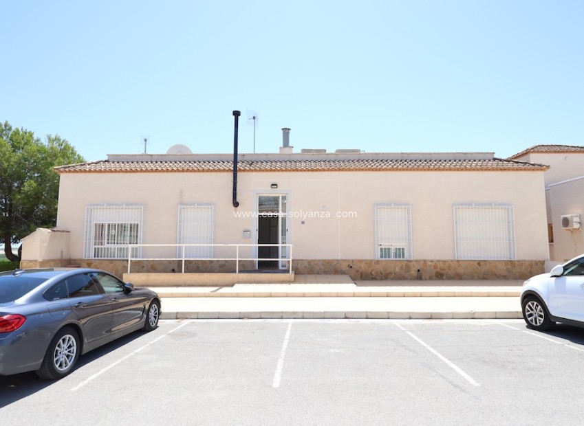 Herverkoop - Reclame - San Miguel de Salinas - Inland