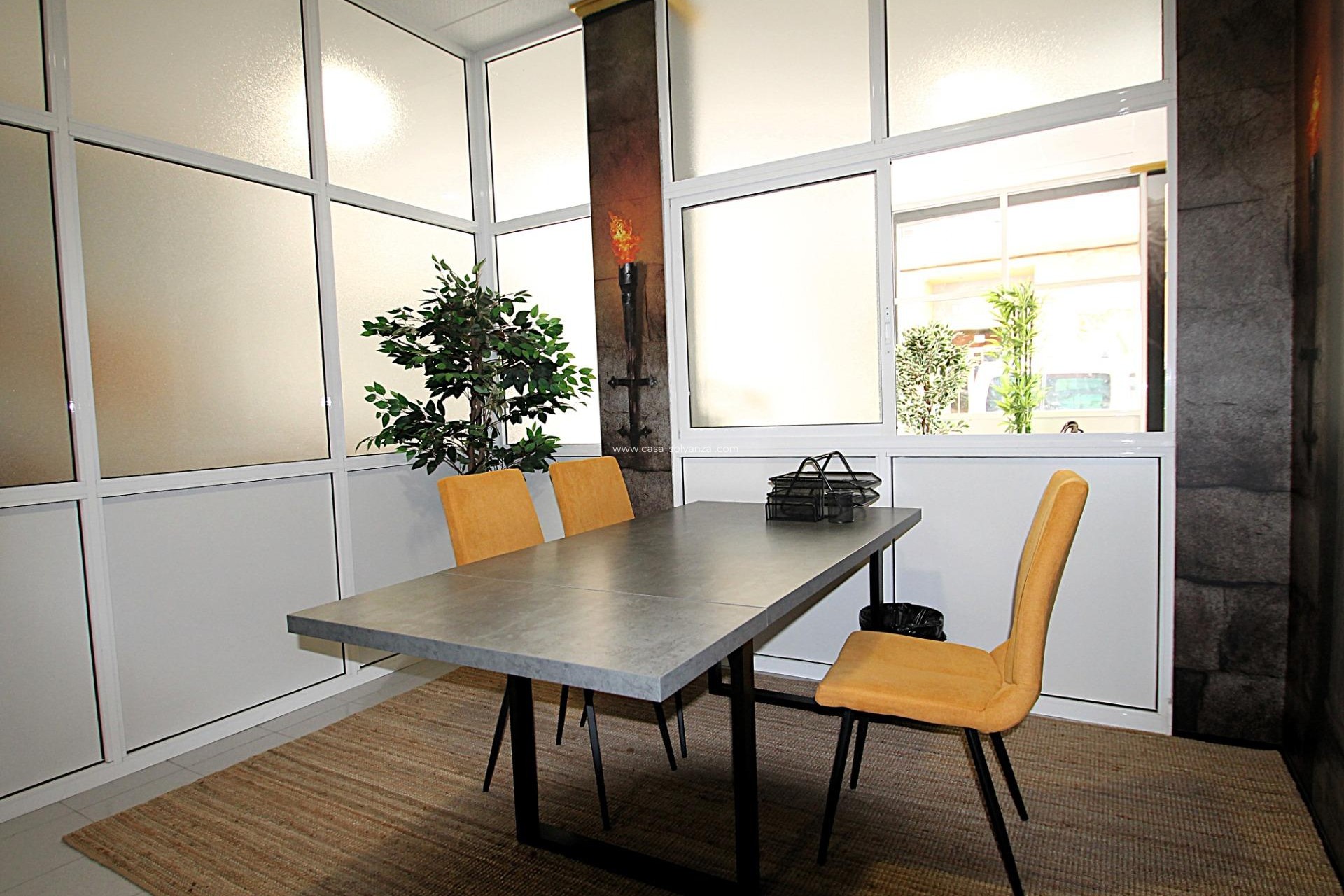 Herverkoop - Reclame - Torrevieja - Las Piscinas Naturales