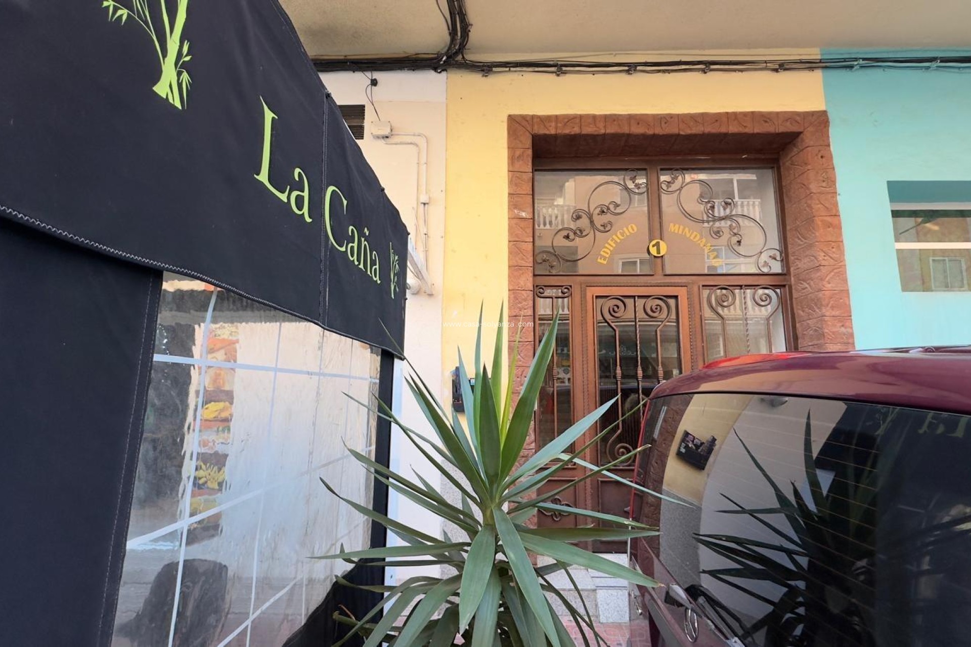 Herverkoop - Reclame - Torrevieja - Playa De Los Naufragos