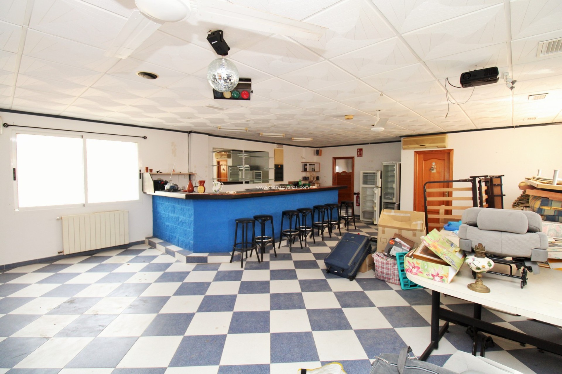 Herverkoop - Reclame - Villamartin - Villamartín