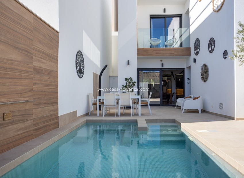 Herverkoop - Semi-detached house - Benijófar - Benijofar