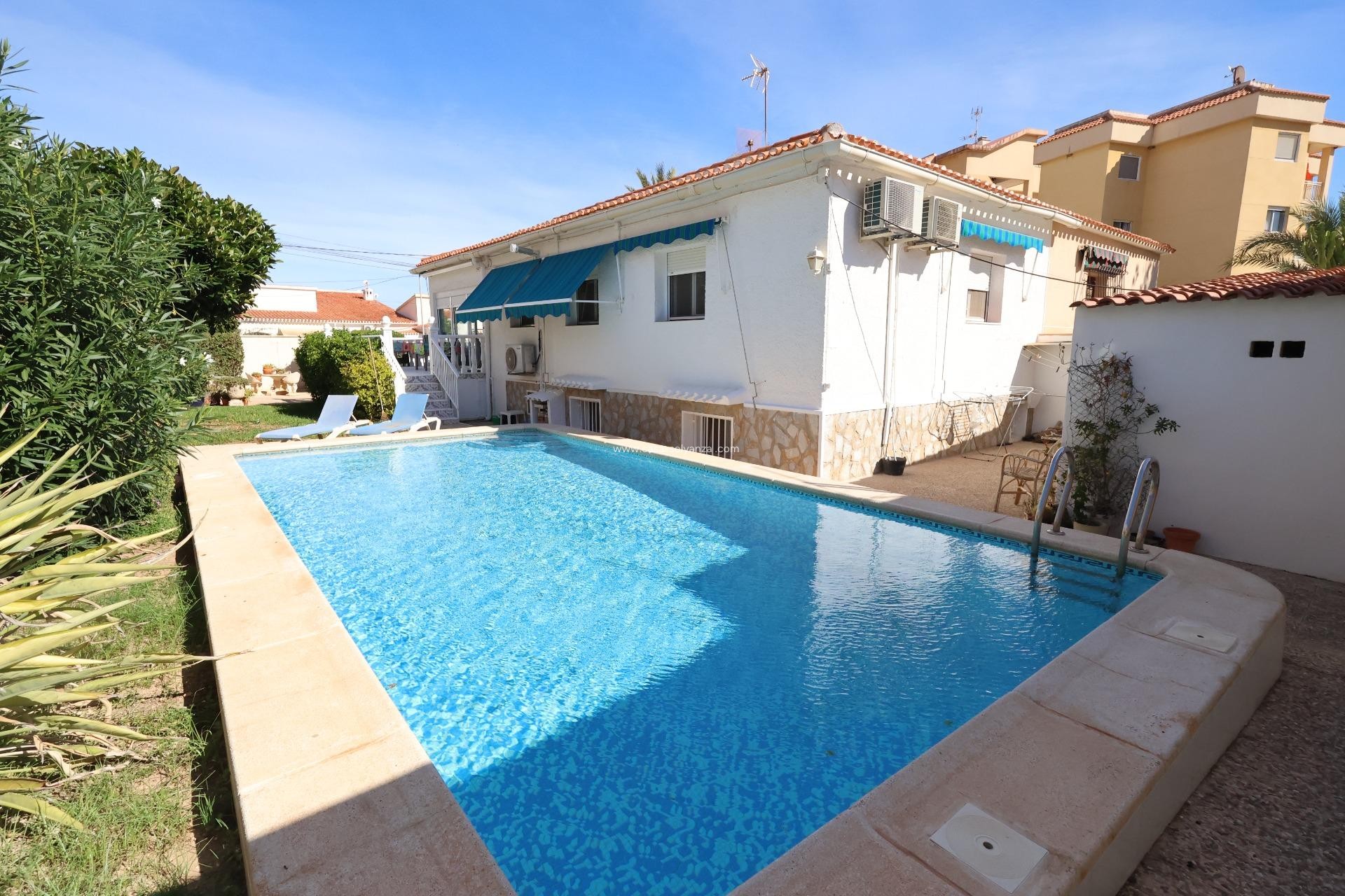 Herverkoop - Semi-detached house - Torrevieja - Punta Prima