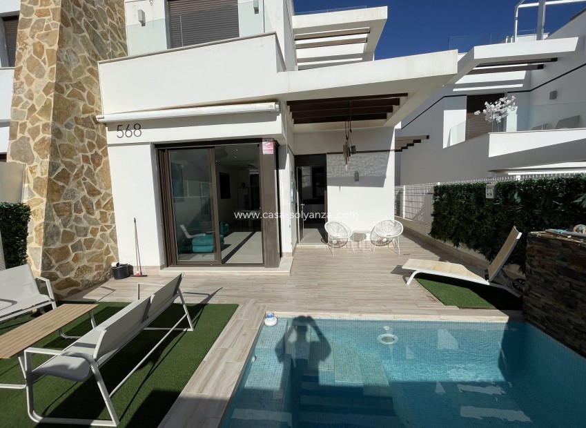 Herverkoop - Semi-detached house - Villamartin - Villamartín