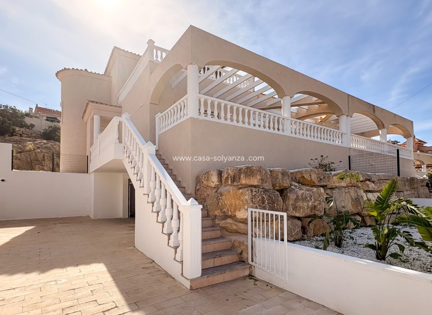 Herverkoop - Semi-Detached Villa - El Campello - Pueblo Acantilado - Venta Lanuza