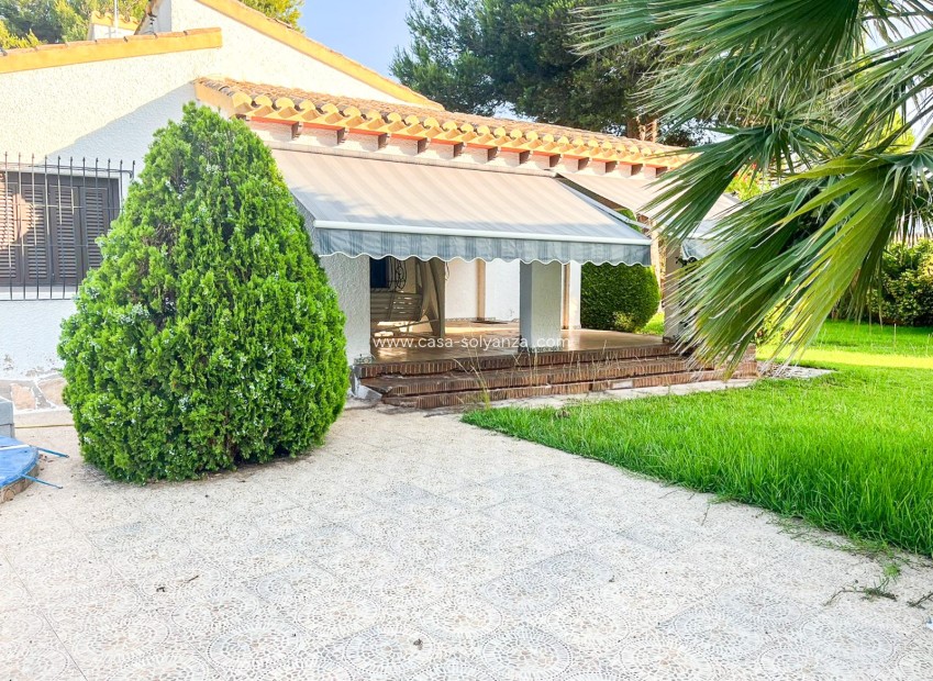 Herverkoop - Semi-Detached Villa - Orihuela Costa - Punta Prima