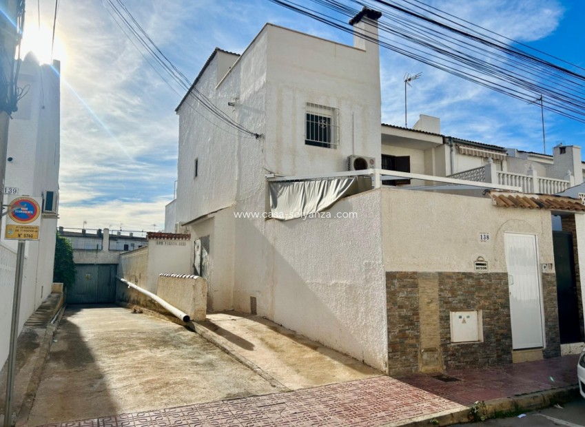 Herverkoop - terraced_house - Torrevieja - LA LOMA
