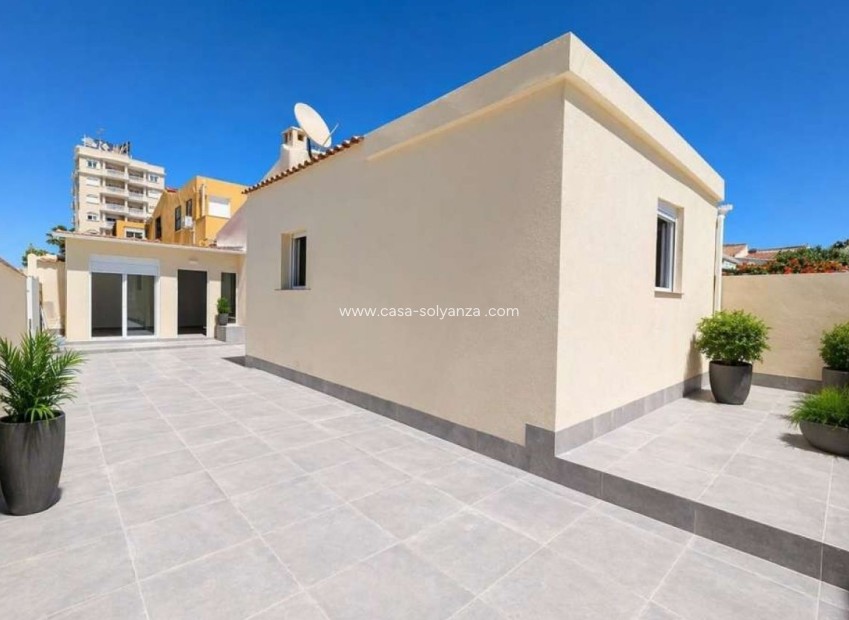 Herverkoop - terraced_house - Torrevieja