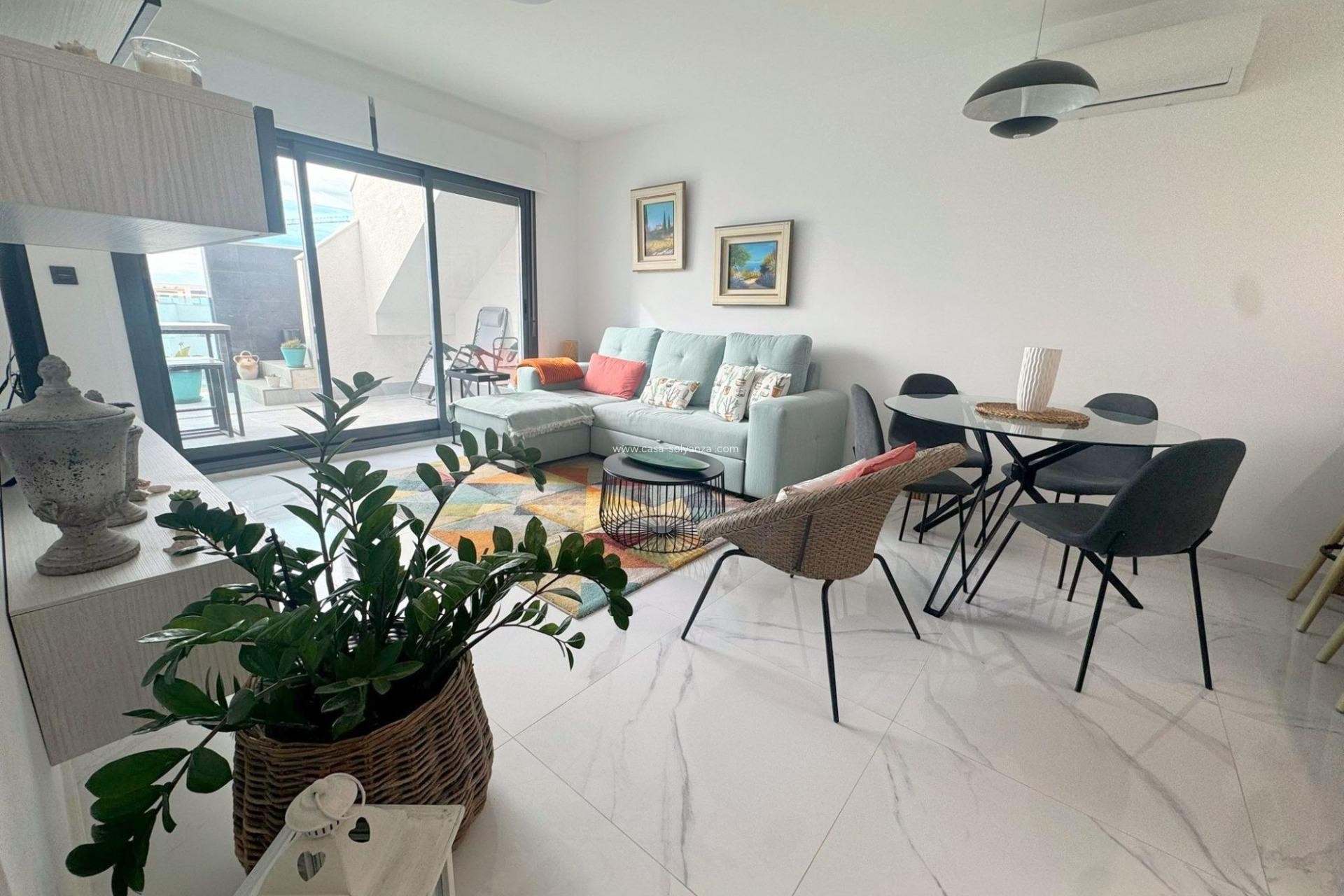 Herverkoop - Upper floor bungalow - Guardamar del Segura - El Raso