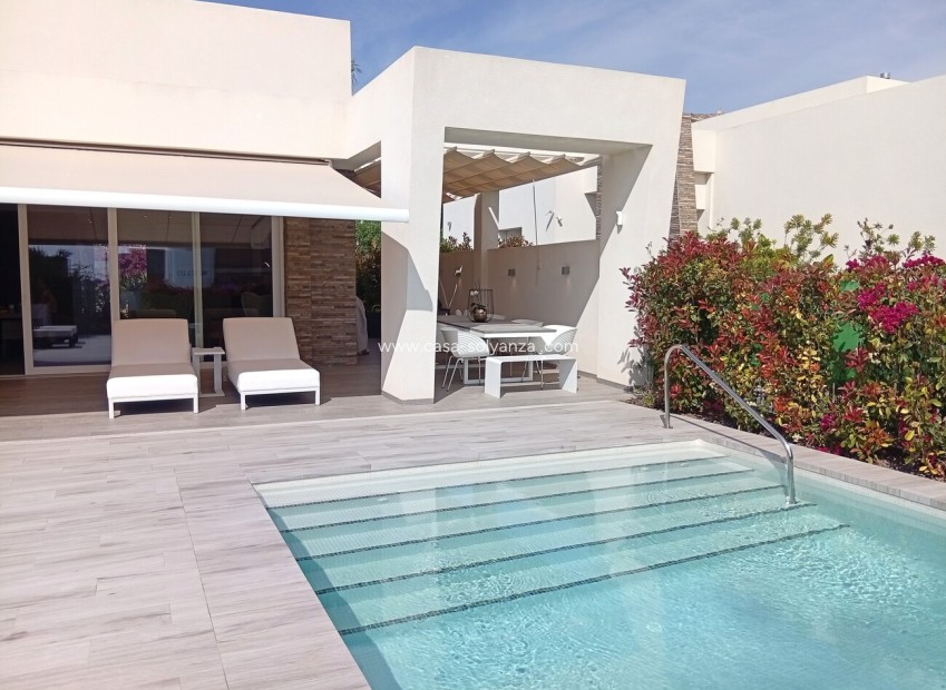 Herverkoop - Villa - Algorfa - La Finca Golf Resort