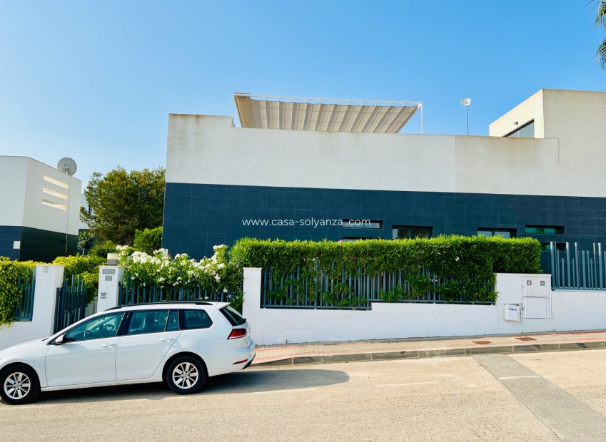 Herverkoop - Villa - Algorfa - La Finca Golf Resort