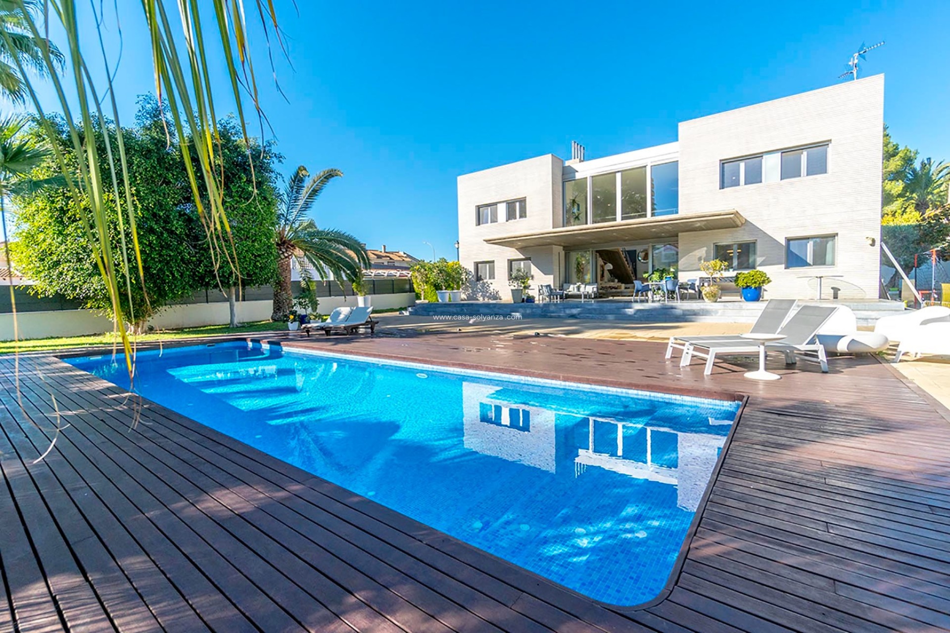 Herverkoop - Villa - Alicante - Campoamor