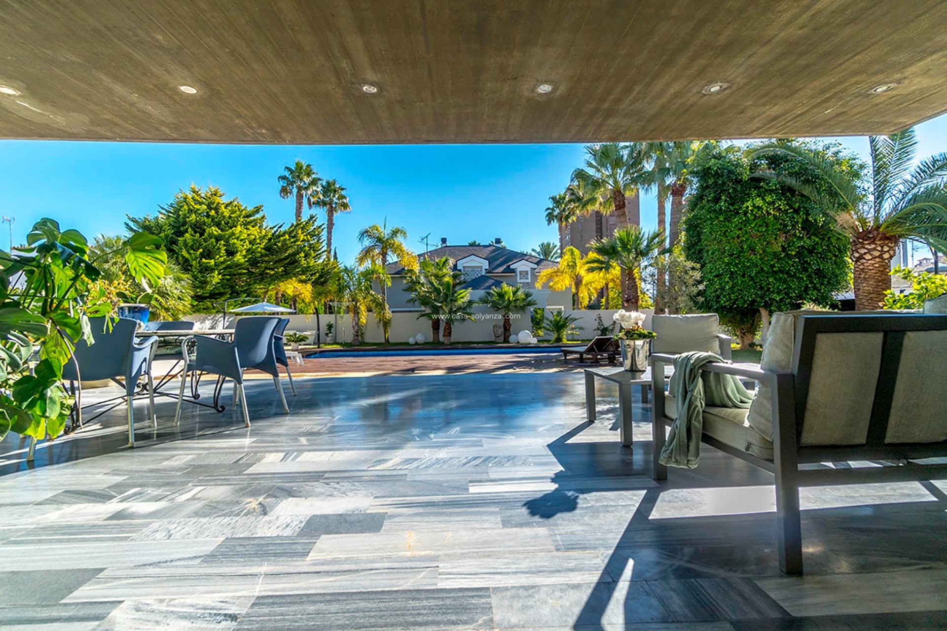 Herverkoop - Villa - Alicante - Campoamor