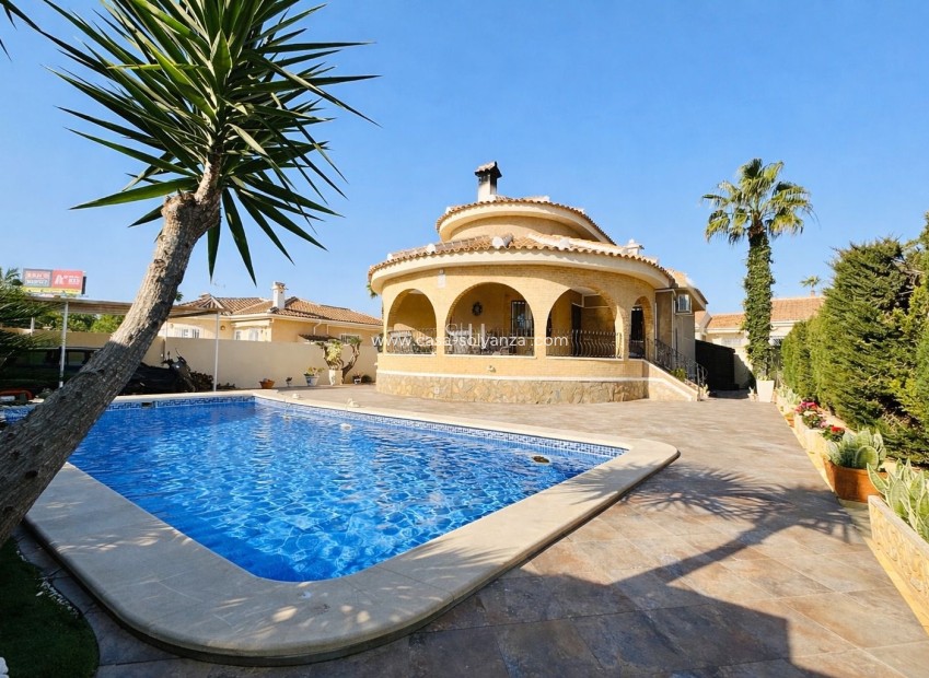 Herverkoop - Villa - Benijofar - Centro