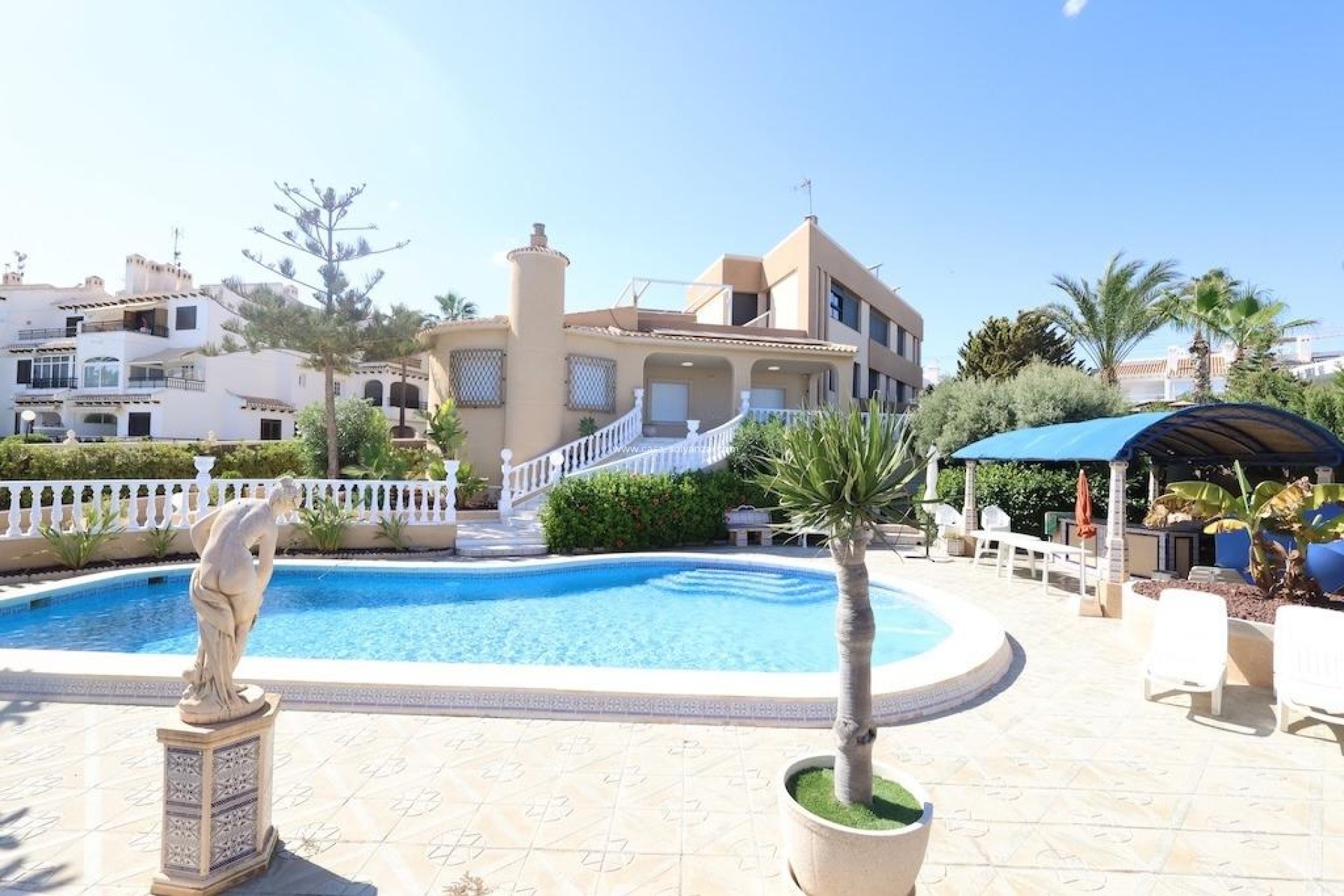 Herverkoop - Villa - Cabo Roig - MUY CERCA DE LA PLAYA