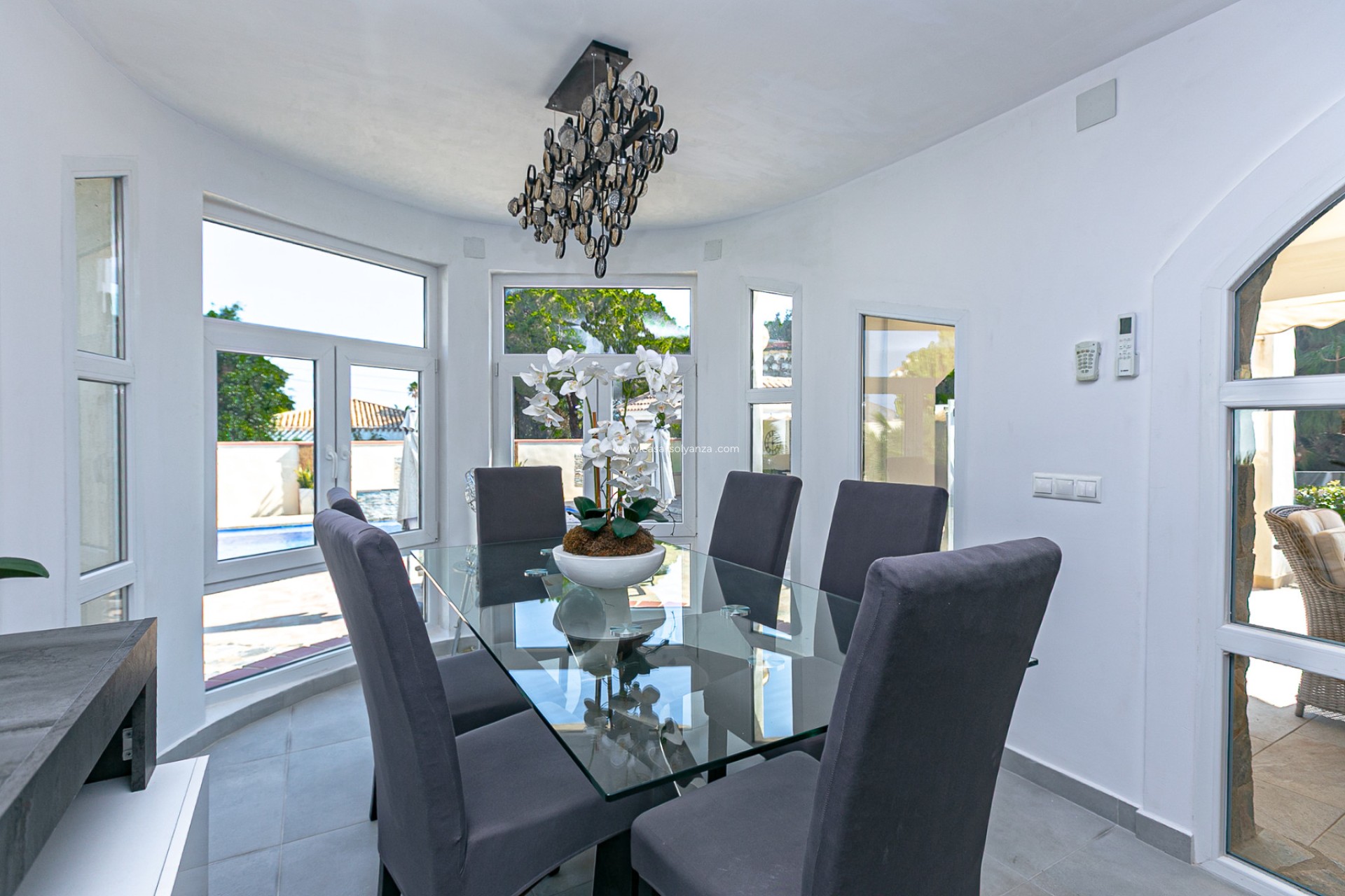 Herverkoop - Villa - Campoamor - Lomas de Don Juan