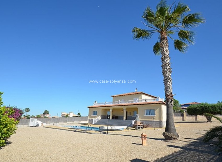 Herverkoop - Villa - Campos del Río - Inland