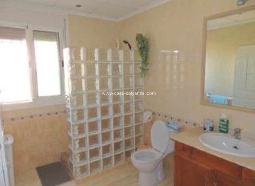 Herverkoop - Villa - Catral