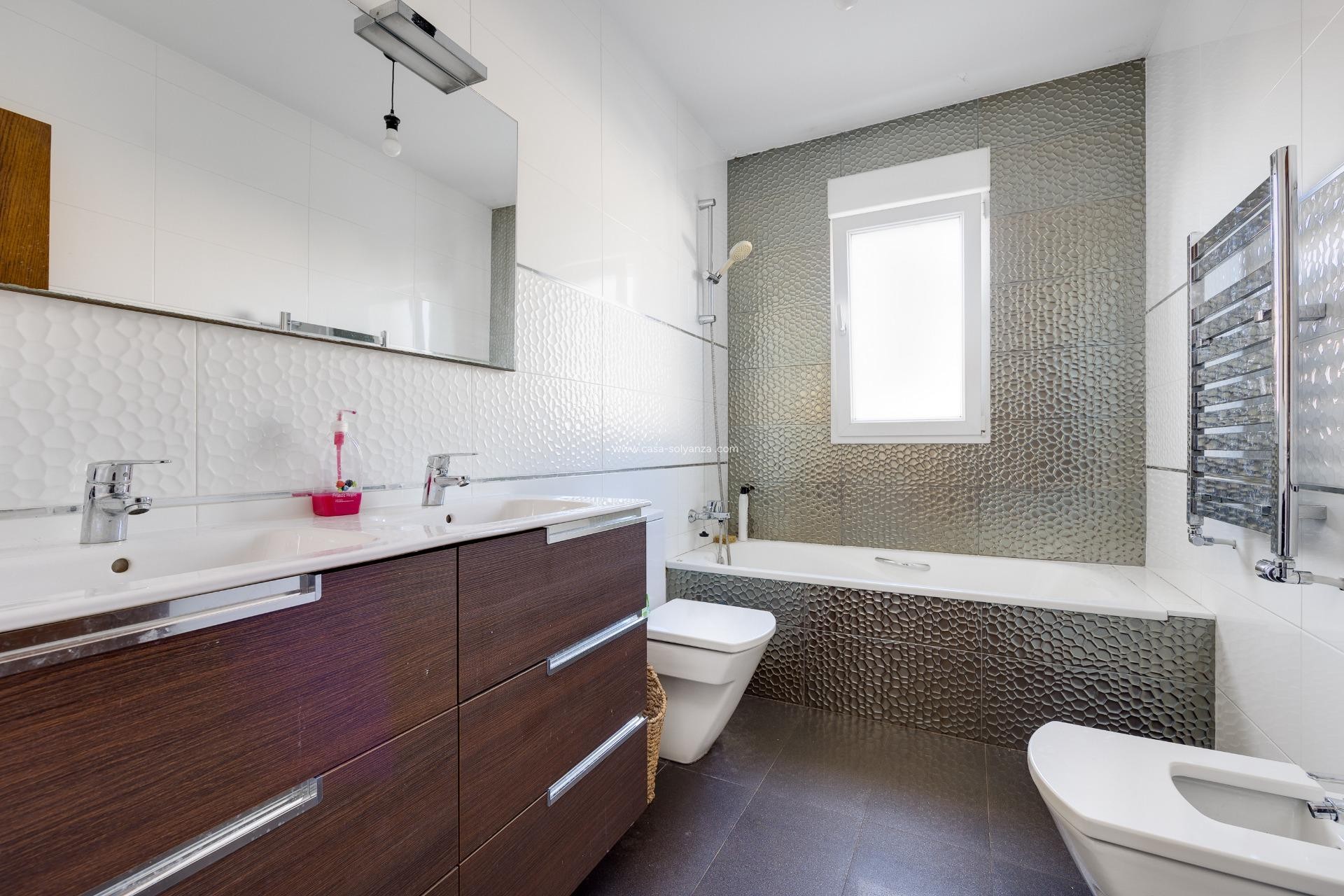 Herverkoop - Villa - Ciudad Quesada