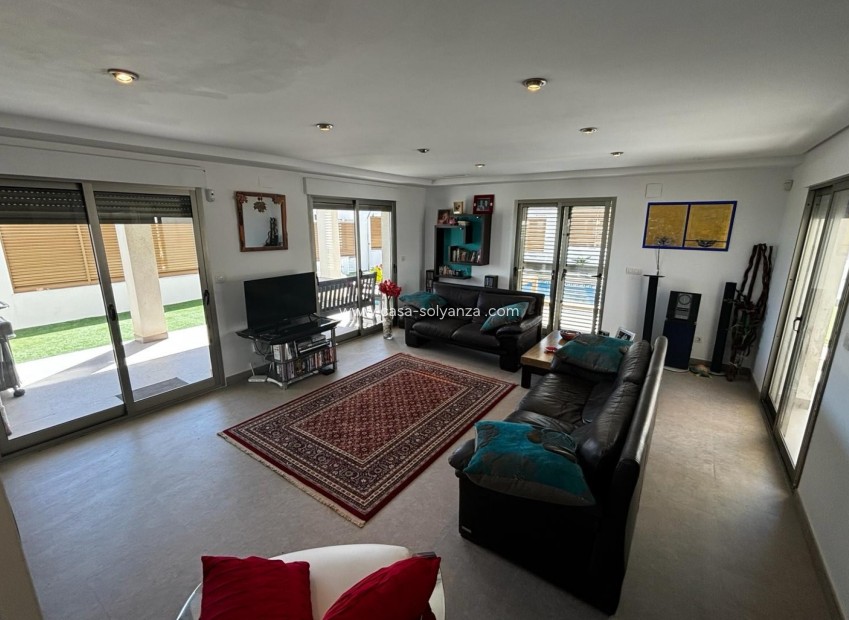 Herverkoop - Villa Detached - Cox