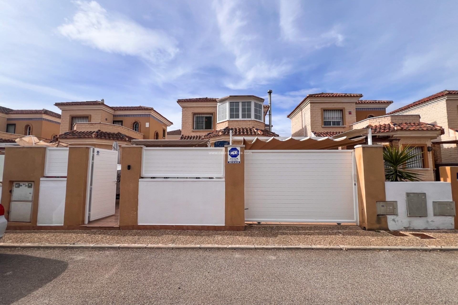 Herverkoop - Villa - Detached - Guardamar del Segura - El Raso