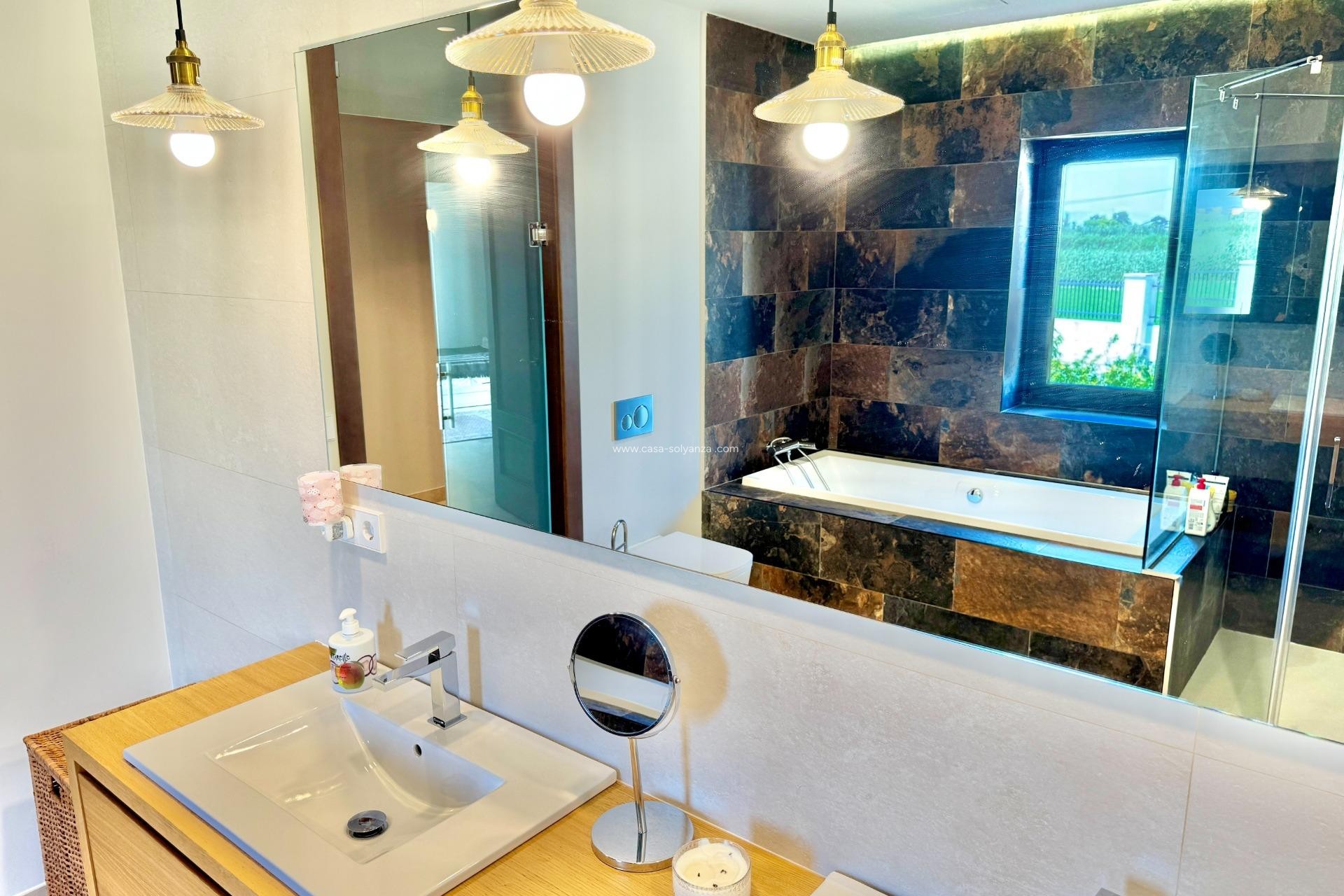 Herverkoop - Villa - Dolores - Comunidad Valenciana