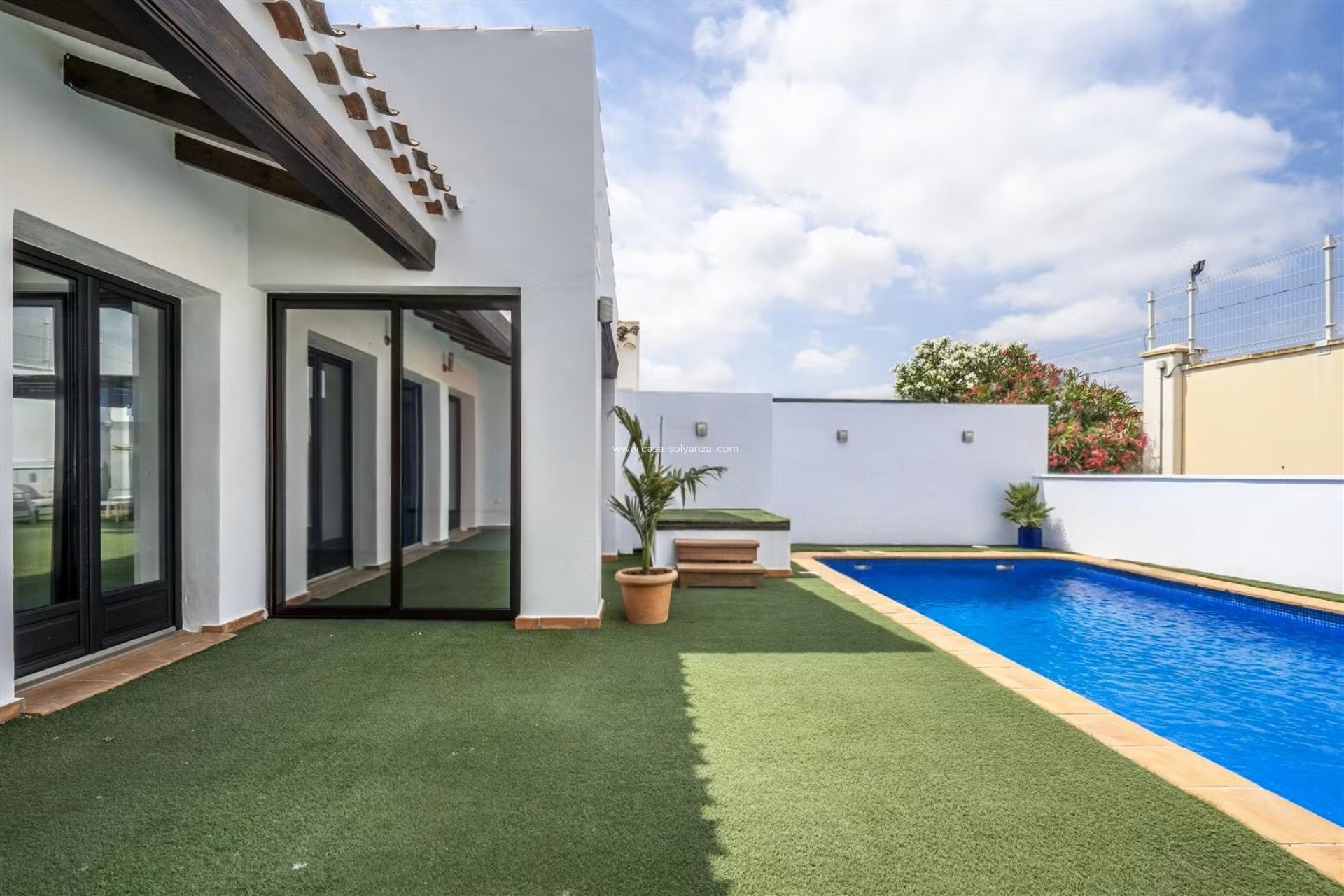 Herverkoop - Villa - El Valle Golf Resort - Inland