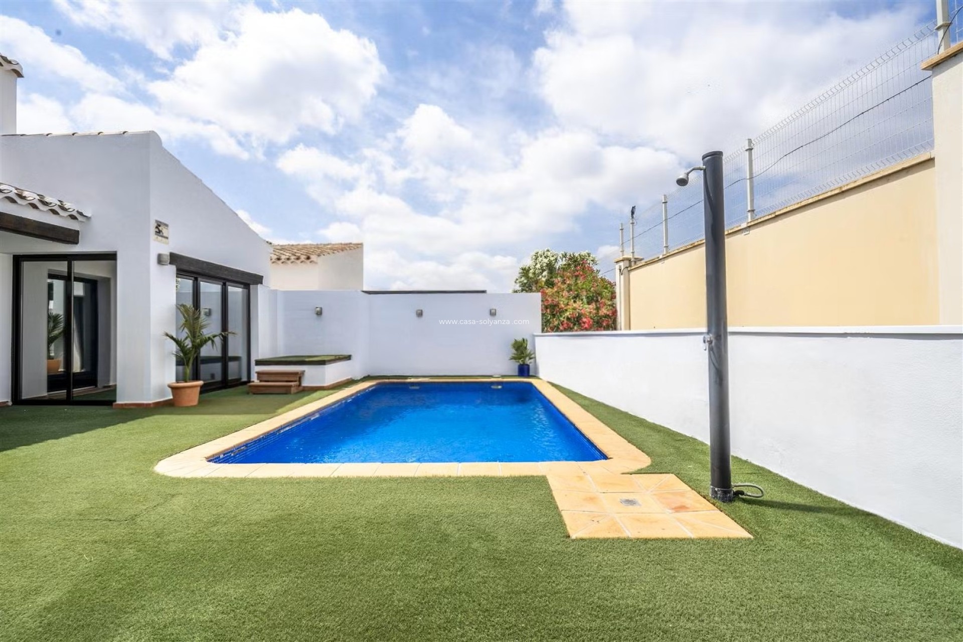 Herverkoop - Villa - El Valle Golf Resort - Inland