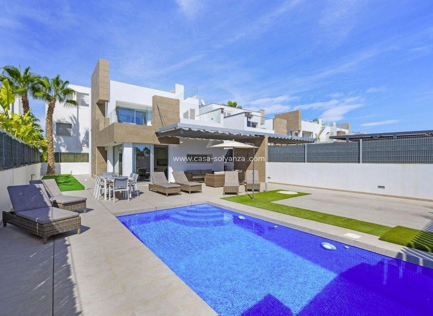Herverkoop - Villa - Guardamar del Segura - El Raso