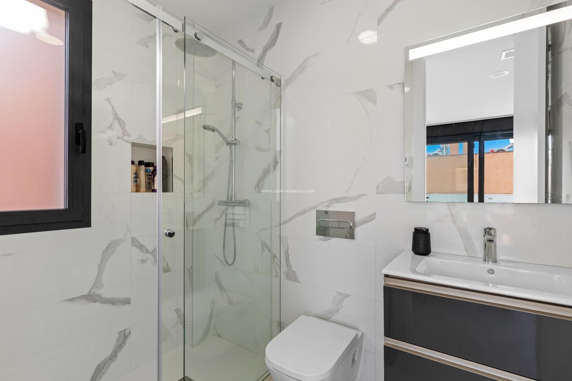 Herverkoop - Villa - Guardamar del Segura - Guardamar