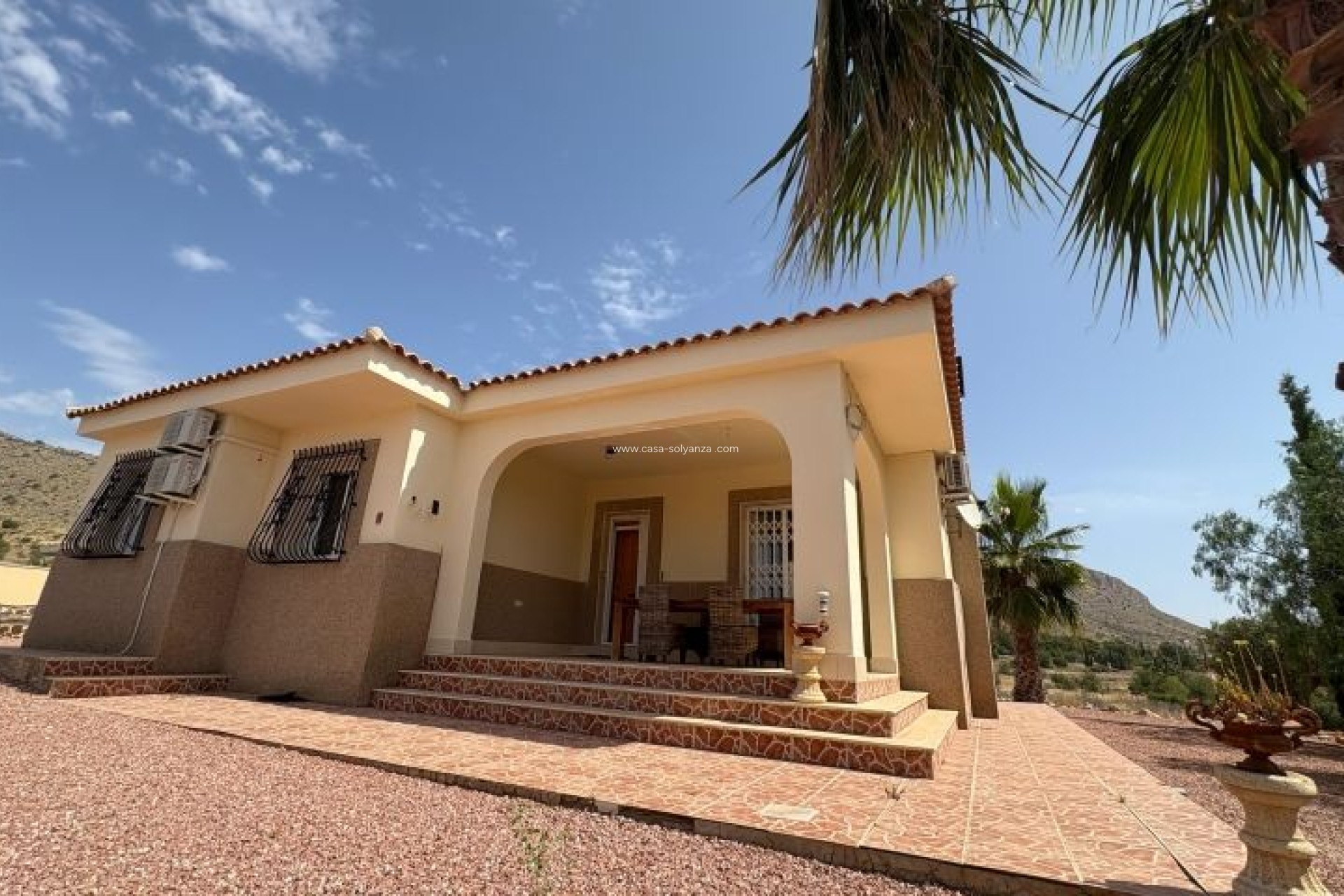 Herverkoop - Villa - Hondón de las Nieves - Inland