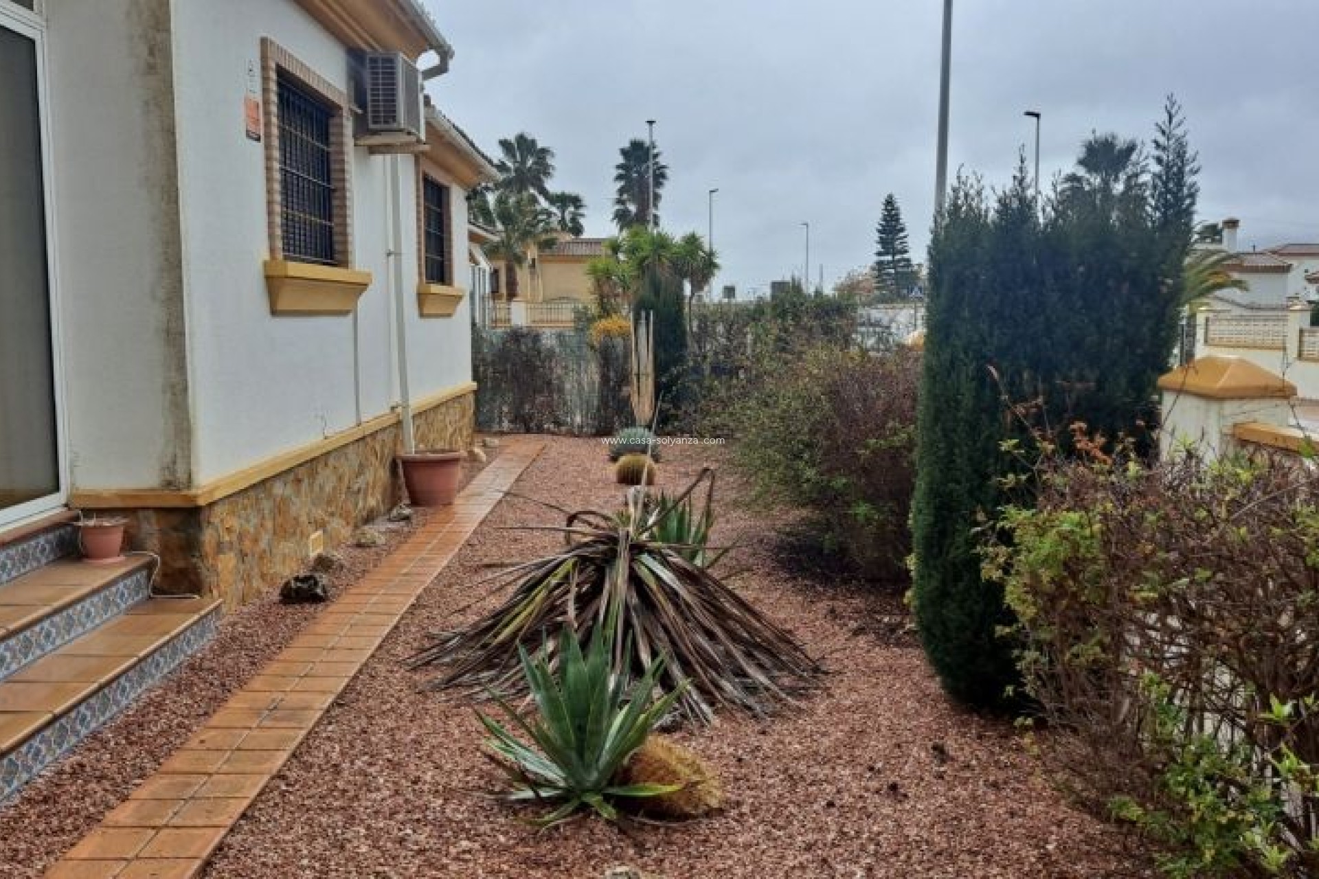 Herverkoop - Villa - Hondón de las Nieves - Inland