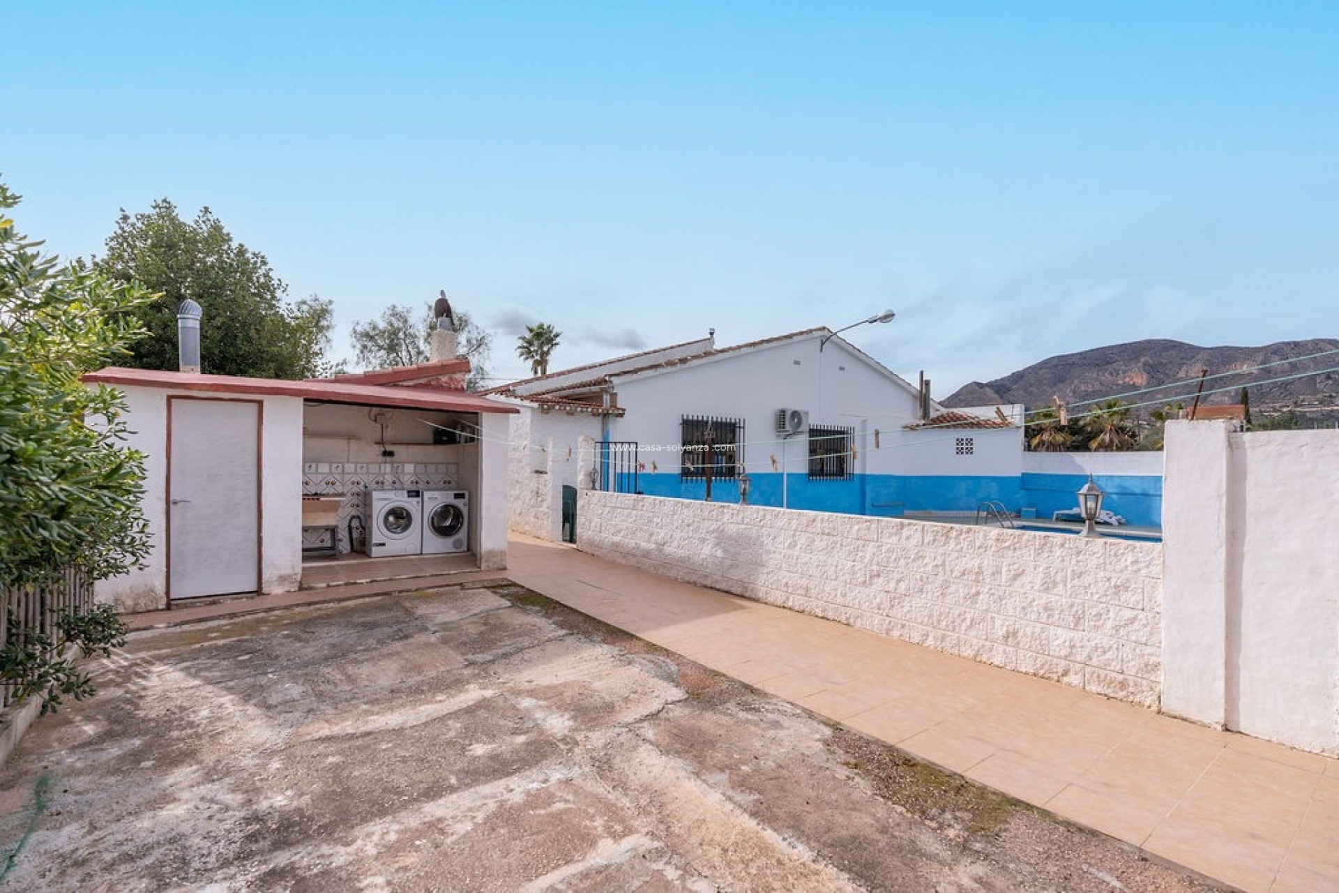 Herverkoop - Villa - Hondón de las Nieves - Inland