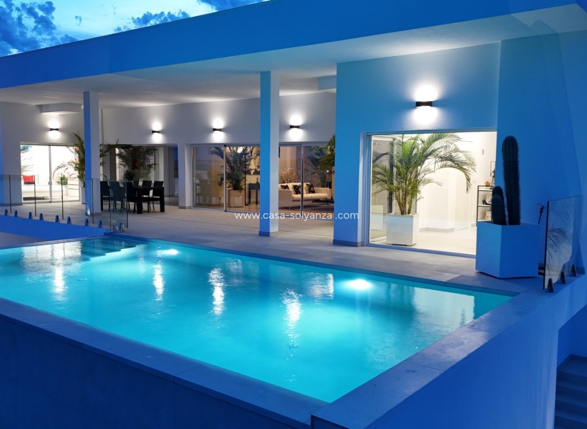 Herverkoop - Villa - La Marina