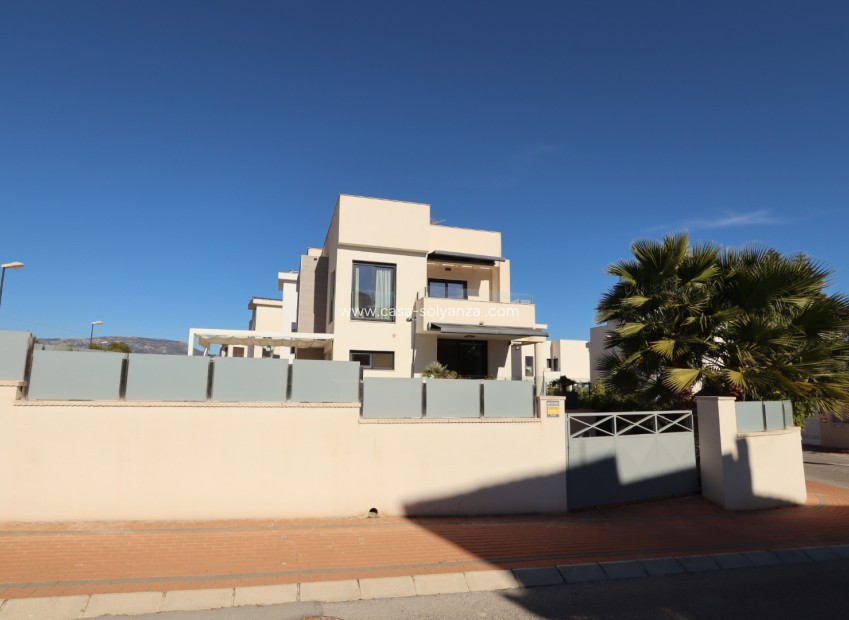 Herverkoop - Villa - La Nucía - Costa Blanca