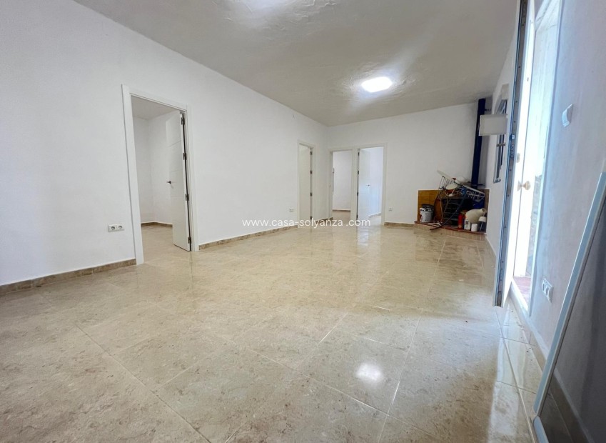 Herverkoop - Villa - La Solana