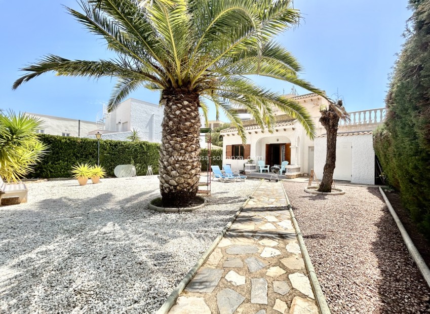 Herverkoop - Villa - La Zenia - Costa Blanca