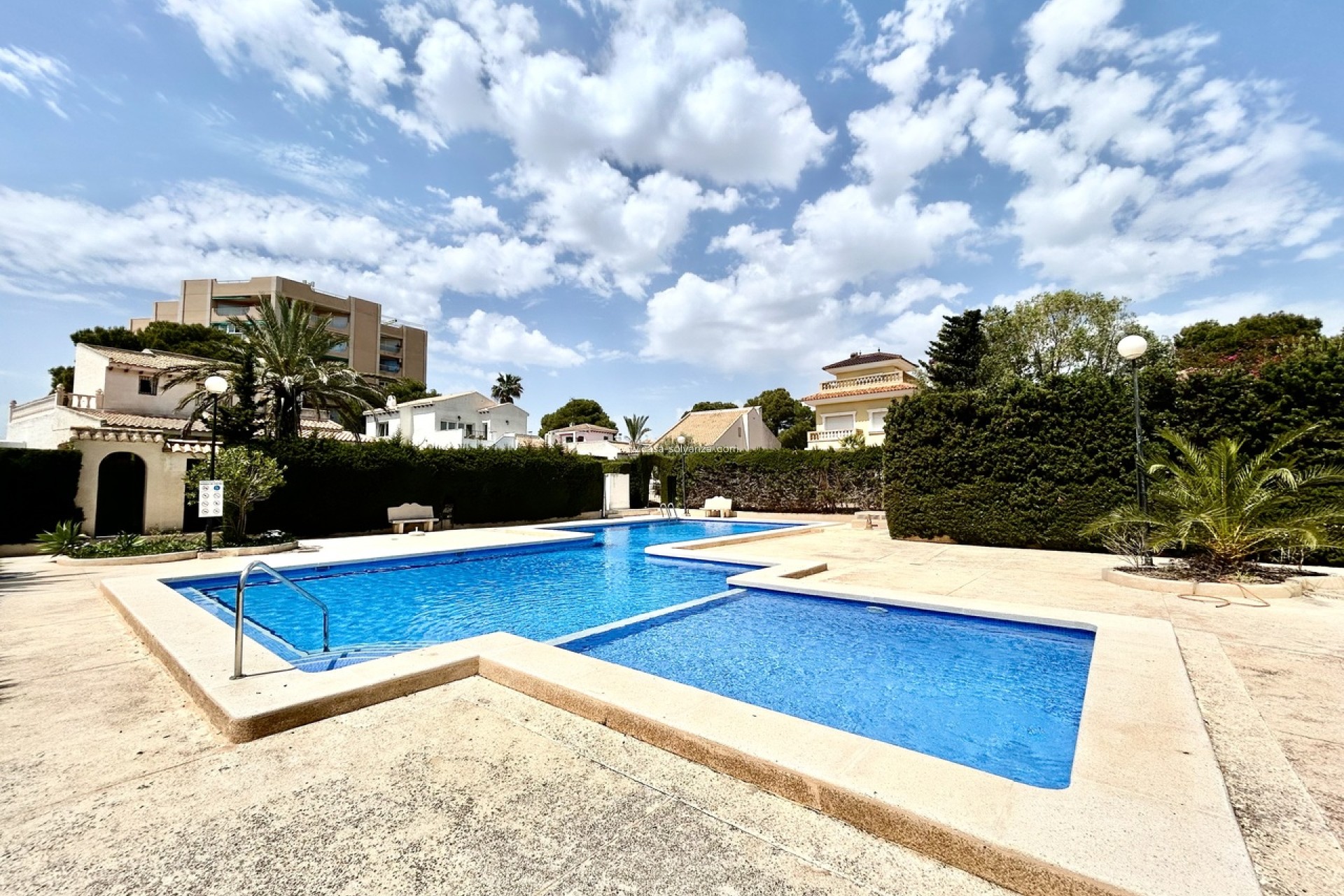 Herverkoop - Villa - La Zenia - Costa Blanca